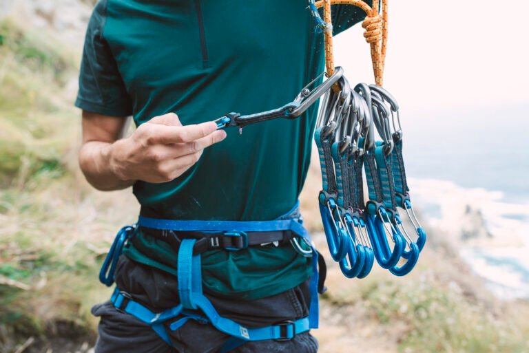 Diferencias entre arnés de escalada, alpinismo y barranquismo